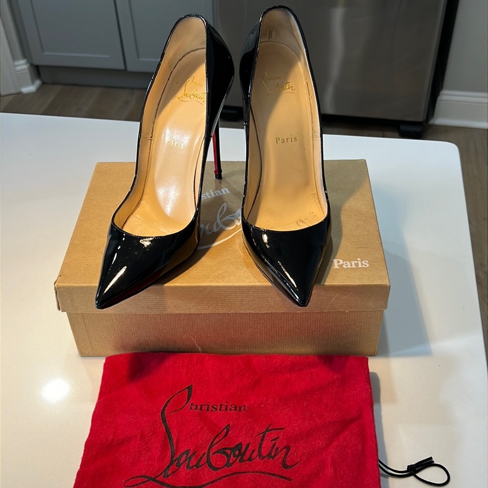 Christian Louboutin SO KATE 39.5 Black Patent  Leather 120 heels